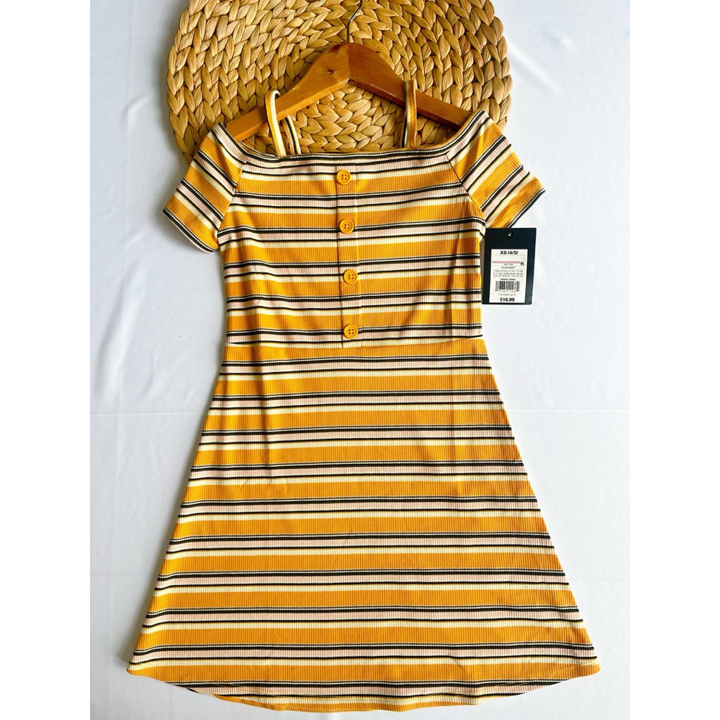 เดรส artclass 4/5y เท่านั้น