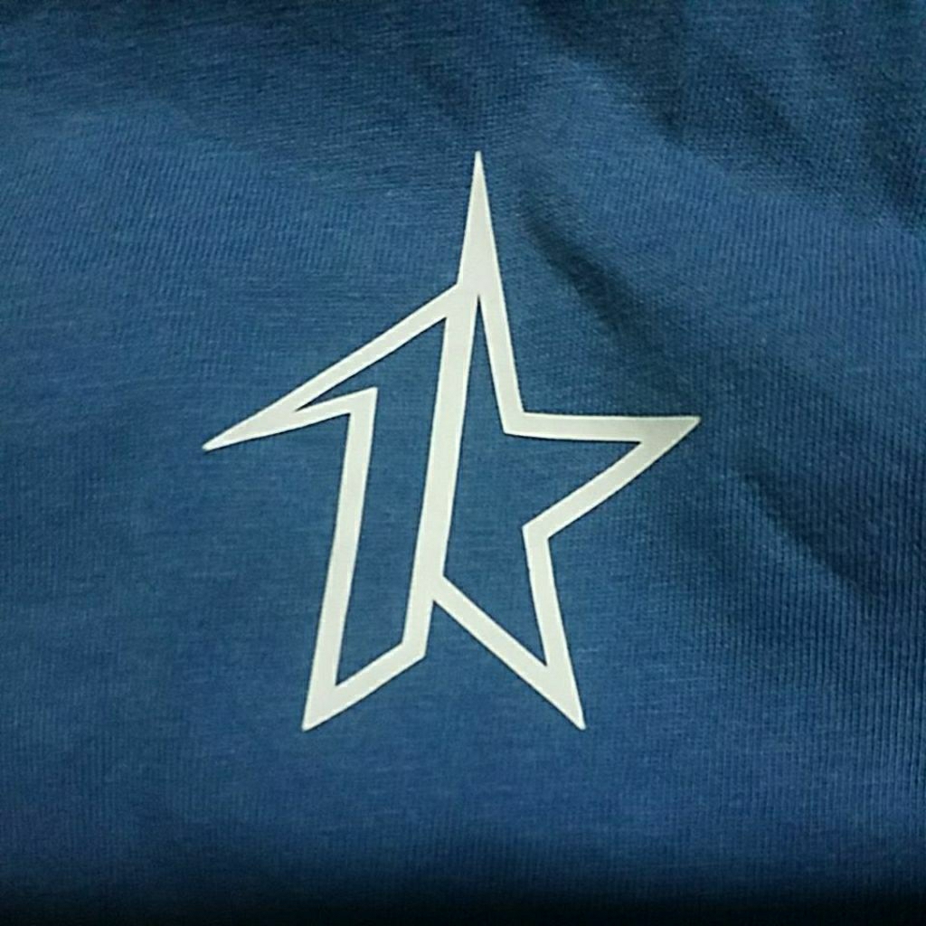 เสื้อ FOREVER FASTER SIZE 20.5x28 นิ้ว