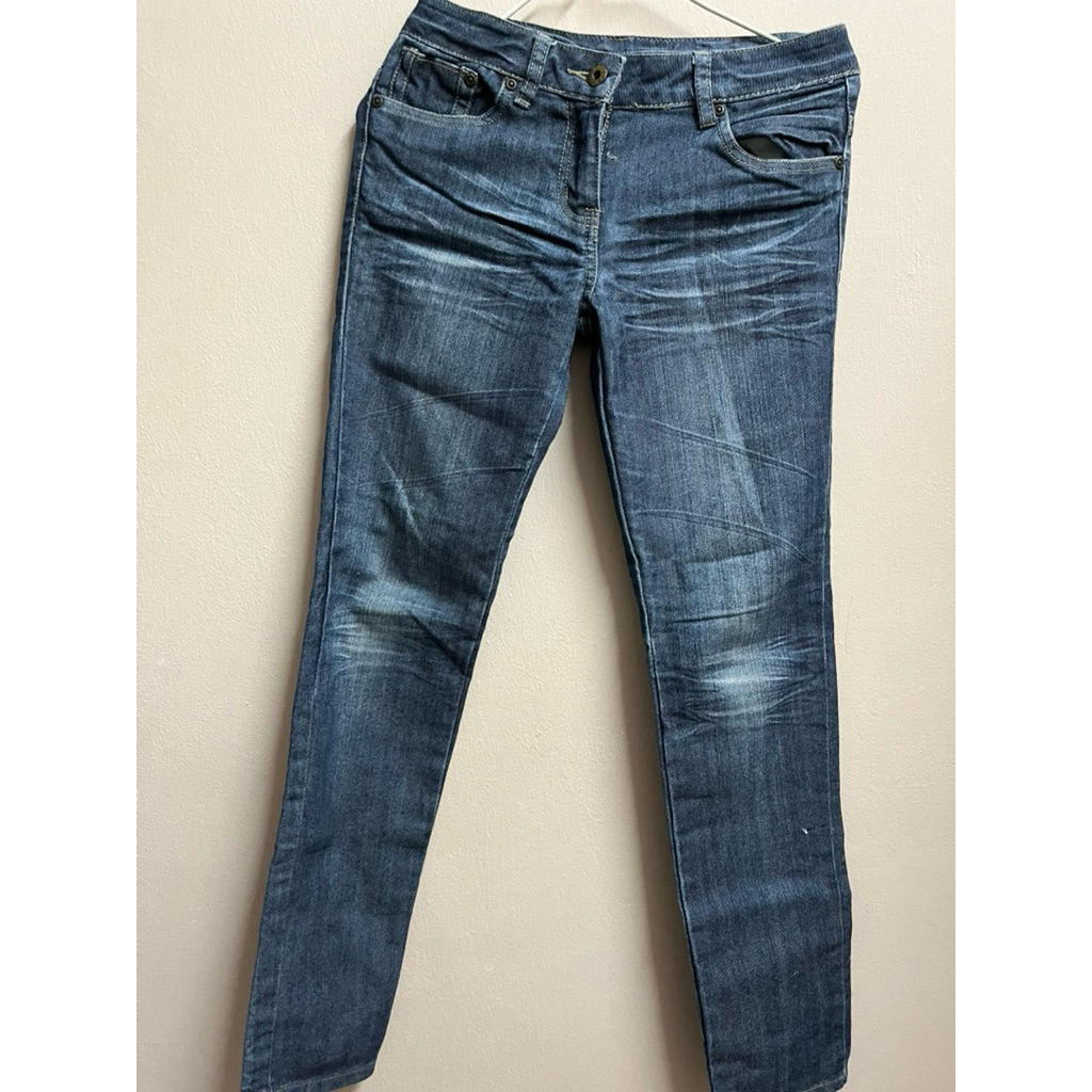PRE LOVE JEANS WAIST 29 LENGTH 36 INCHES