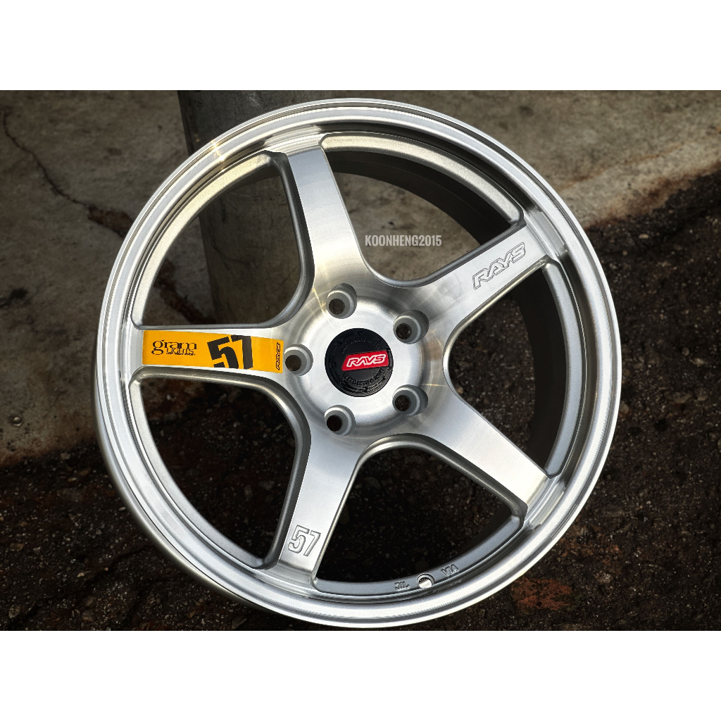 รถใหม่ Sport Rim Flow Forming RAYS GRAM LIGHT 57CR 17x7.5J 5x113 ET38 เงินเครื่อง Face -