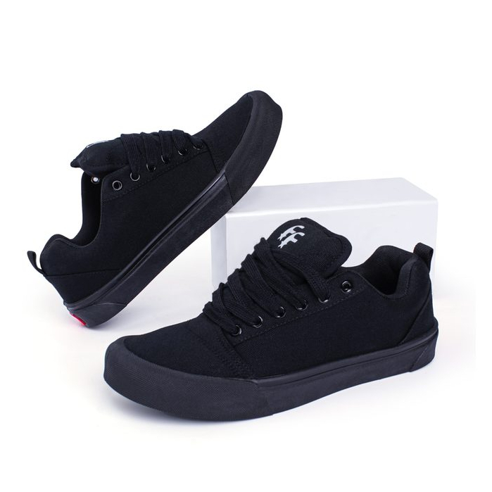 Shopee Voucher98 Bread Shoes Retro Strawberry Bear Size Number: 36-45