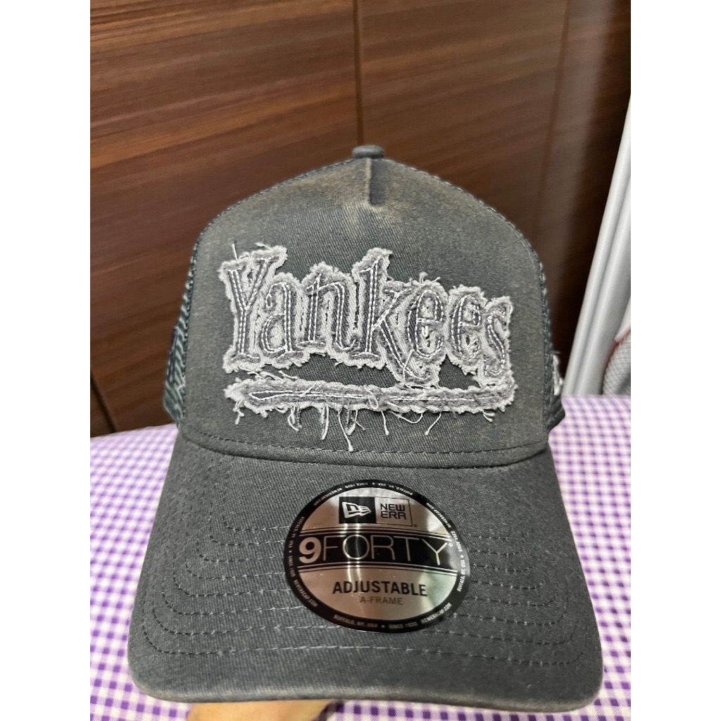 NYY Fray Trucker Baseball Cap ปรับ Snapback