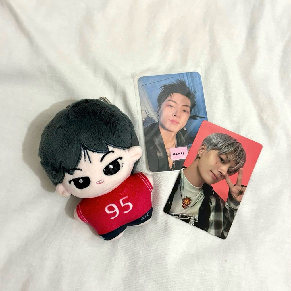 ENHYPEN Jay ชุดตุ๊กตาและโฟโต้การ์ด 10 ซม. - Bbjjong ตุ๊กตาพีช