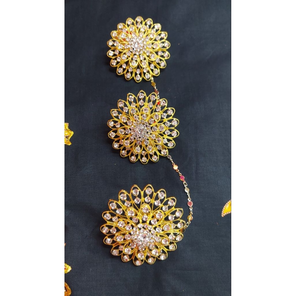 Kerongsang Kebaya Nyonya Rantai เข็มกลัดแบบดั้งเดิม (Nyonya Kerabu)(คุณภาพต่ําขึ้น)