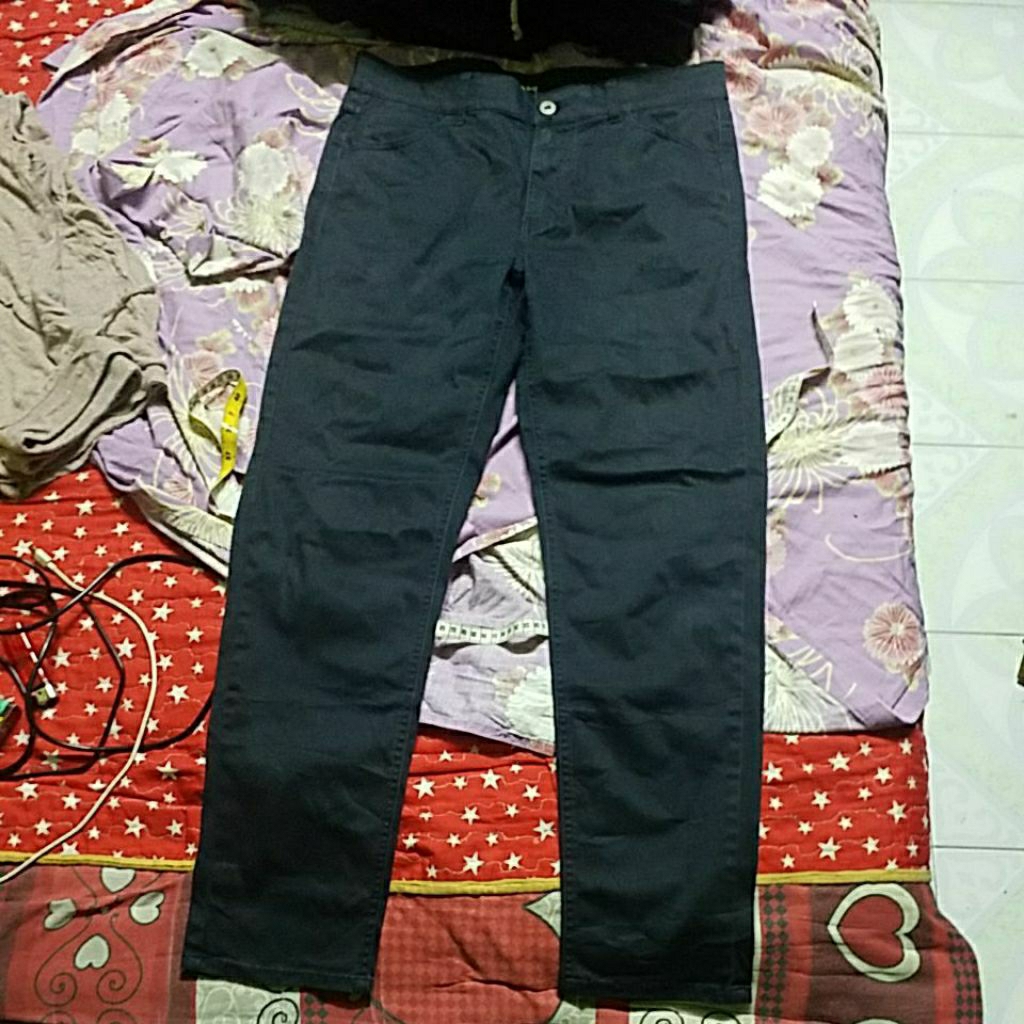 IKKA STRETCH JEANS SIZE 33 36X39 INCH