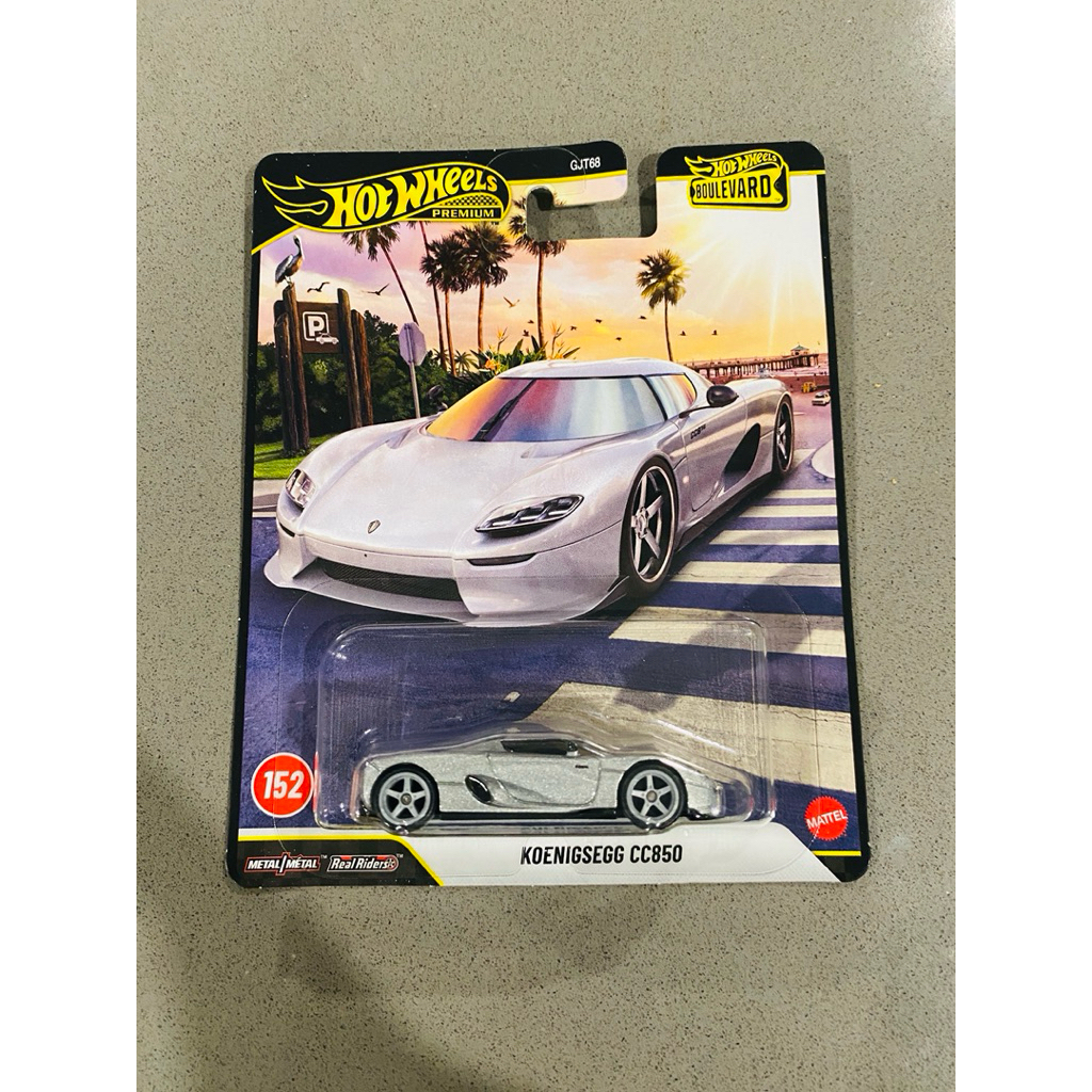 Hot Wheels Premium Boulevard 152 Koenigsegg CC850 die-cast car Culture 152