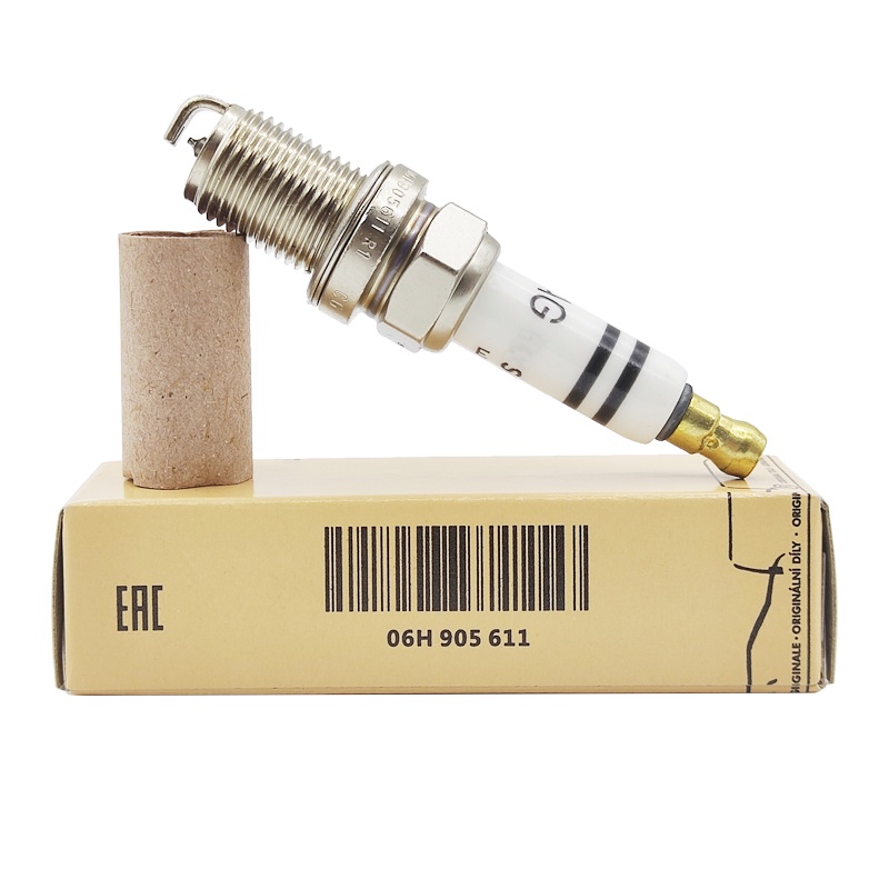4PCS 06H905611 Iridium Spark Plug สำหรับ Audi A4 A5 1.8L 2.2L TFSI TT VW Passat CC Golf Tiguan 06H 9