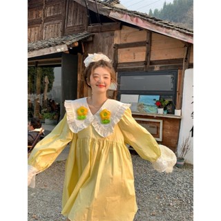  ✨🧸dress เดรสยาวคอปกทหารสีเหลือง ดอกไม้สามมิติแสนหวานในฤดูร้อน แขนพอง สไตล์สาวเกาหลี