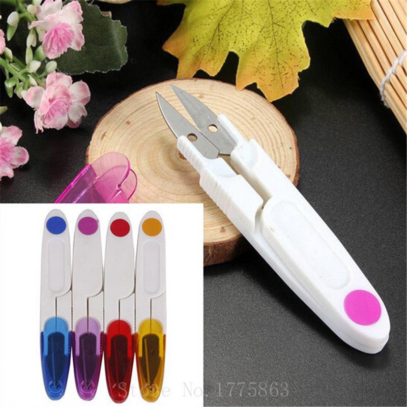 กรรไกรตัดด้าย ด้ามจับพลาสติก สุ่มสี สําหรับเย็บปักถักร้อย แฮนด์เมด 1 ชิ้น