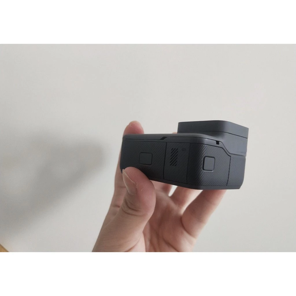 กล้องแอคชั่นหน้าจอคู่ 4K GoPro Hero 5 Black จอสัมผัส LCD พร้อม Wi-Fi GPS สำหรับมอเตอร์ไซค์ กล้องวิดีโอ Go Pro 5 กล้องกีฬากันสั่น มือสอง thumbnail 3