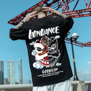 【NEW】[S-8XL] Tide แบรนด์แห่งชาติเสื้อยืดผู้ชายอินเทรนด์ Lion Dance พิมพ์ผ้าฝ้ายแขนสั้นหลวมขนาดใหญ่สีขาวเสื้อผ้าฤดูร้อนคร