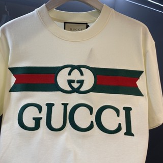 【HOT】! Gucci ! เสื้อยืดแฟชั่น ใส่สบาย สําหรับผู้ชายและผู้หญิง