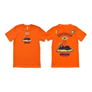 【เสื้อยืดใหม่】brigade clothing - i am waiting