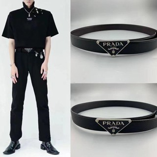 Prada ตัวอักษรสีดํา บ้าน สามเหลี่ยม เข็มขัด ผู้ชายและผู้หญิง ระดับไฮเอนด์ prada เข็มขัด ลําลอง จับคู่ กางเกงขาสั้น กระโปรง ชุดธุรกิจ