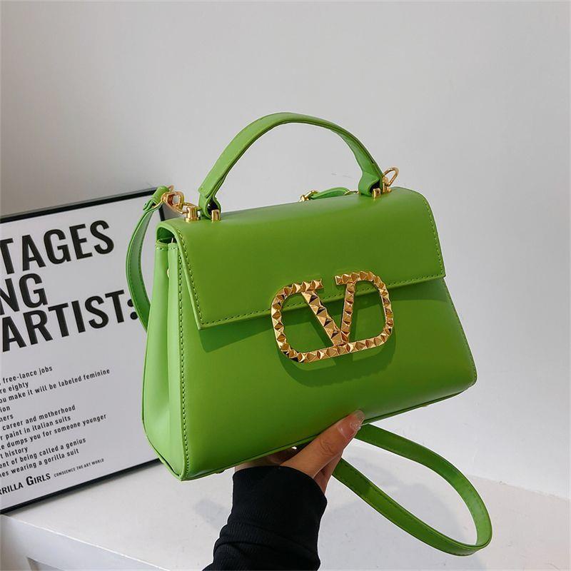 [ขายดี] Valentino กระเป๋าสะพายไหล่ กระเป๋าถือ ทรงสี่เหลี่ยม ขนาดเล็ก สีเขียวอะโวคาโด เหมาะกับฤดูร้อน สําหรับสตรี