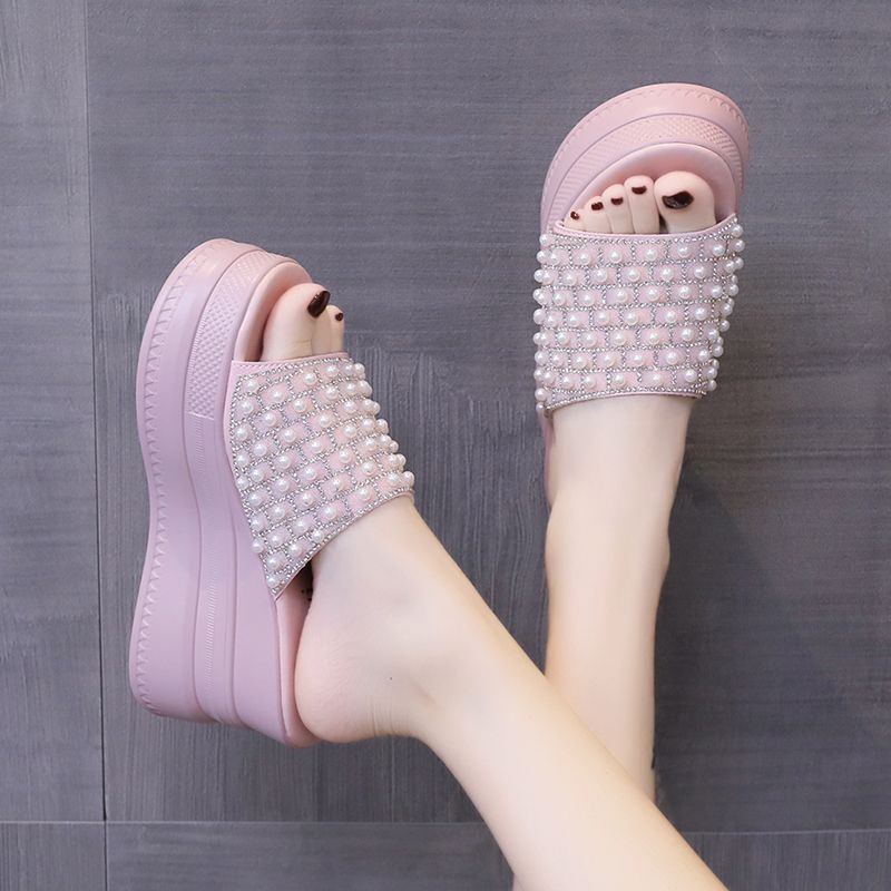 Wedge รองเท้าผู้หญิงฤดูร้อนสวมใส่ด้านนอกรองเท้าแตะปีใหม่แฟชั่นสบายๆแพลตฟอร์มหนาSoled Wedge Flip-Flops