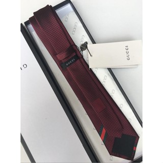 [พร้อมส่ง] Gucci เนคไทผ้าไหม ปักลายผึ้ง T022