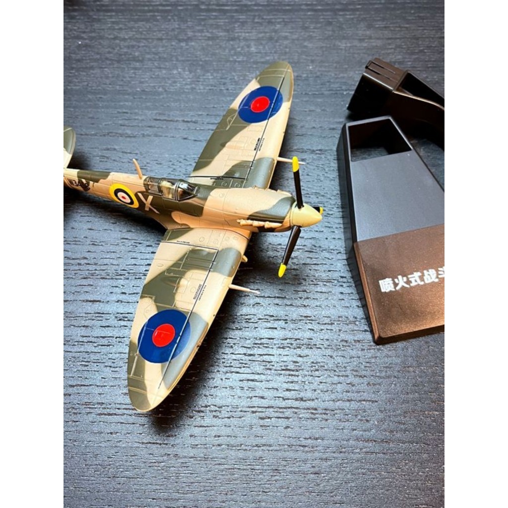 โมเดลเครื่องบินรบ สเกล 1: 72 อัลลอย สงครามโลกครั้งที่สอง เครื่องบินที่มีชื่อเสียง เครื่องบินรบอังกฤษ Spitfire Fighter Spitfire