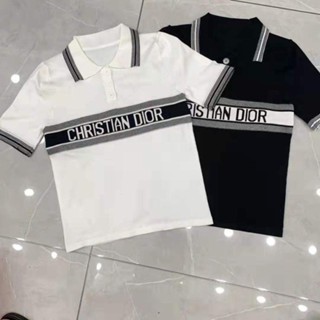 Dior เสื้อโปโลแขนสั้น ผ้าถัก คอปก พิมพ์ลายตัวอักษร สีตัดกัน เหมาะกับฤดูร้อน 2023