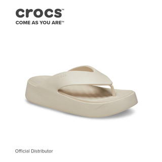 Crocs Women's Getaway Platform Flip in Stucco