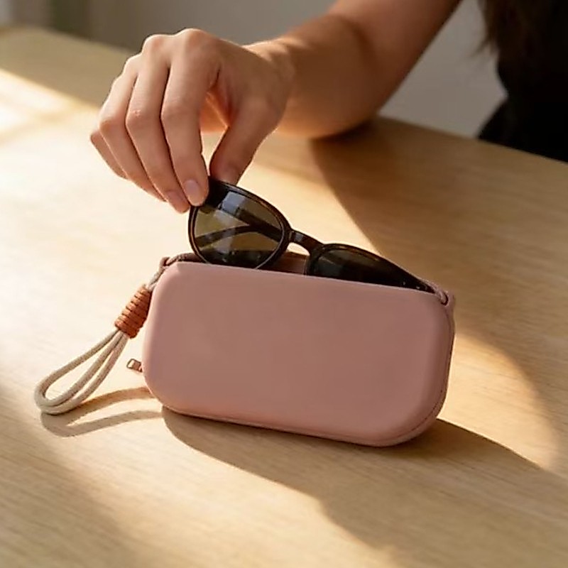 Zzz Small Electronics Carry Case สําหรับสายโทรศัพท์และโต๊ะทํางานใช้ทุกวัน