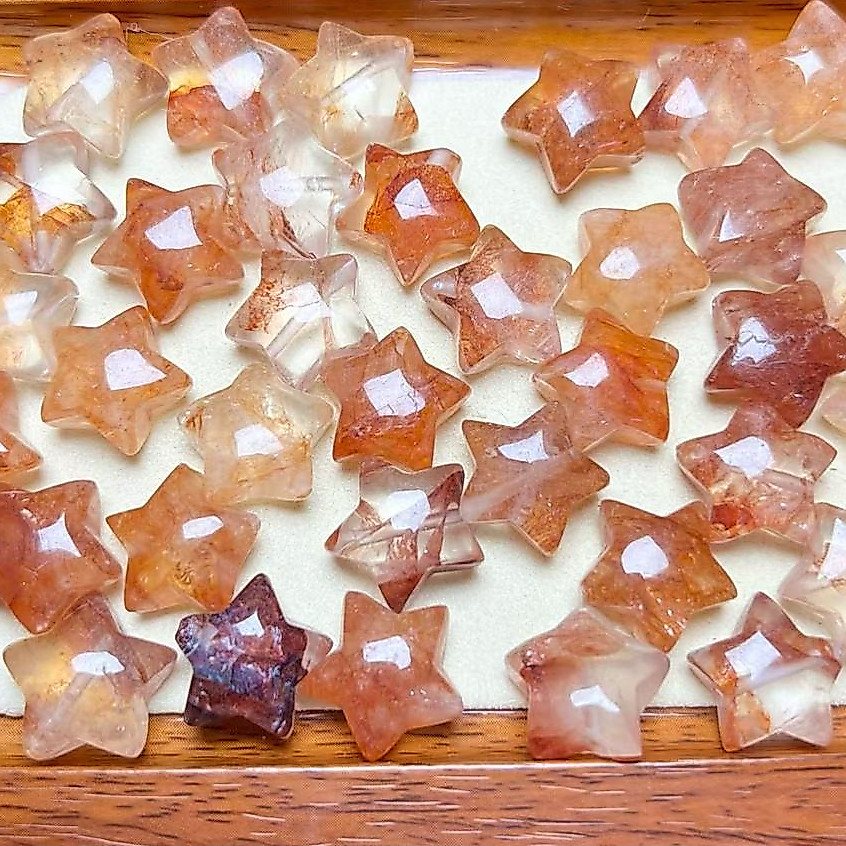 กาวสีแดงธรรมชาติดอกไม้ Star Five-Pointed Star ประมาณ 16 มม. Through Hole แกะสลักชิ้นคริสตัล Hand-Made เครื่องประดับ diy อุปกรณ์เสริม Simple All-Match ของขวัญ