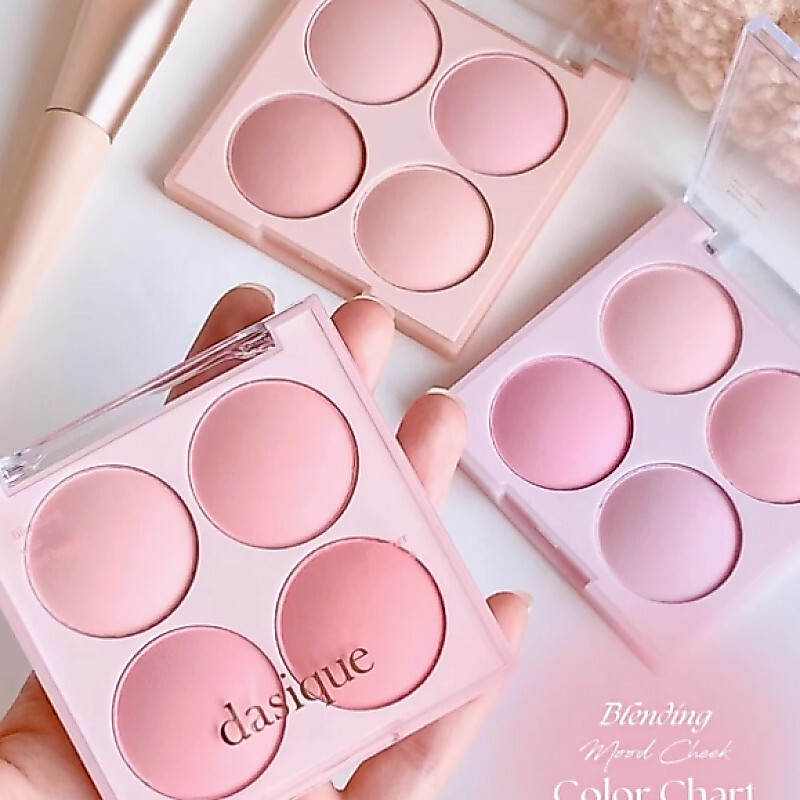✨Dasique สี่สีแผ่นบลัชออนไอศกรีมพีชธรรมชาติแต่งหน้านู้ดแมตต์บลัชออน