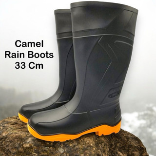 Camel Men's Hi-Cut Heavy duty Non-slip Black rainboots with orange sole (Bota)