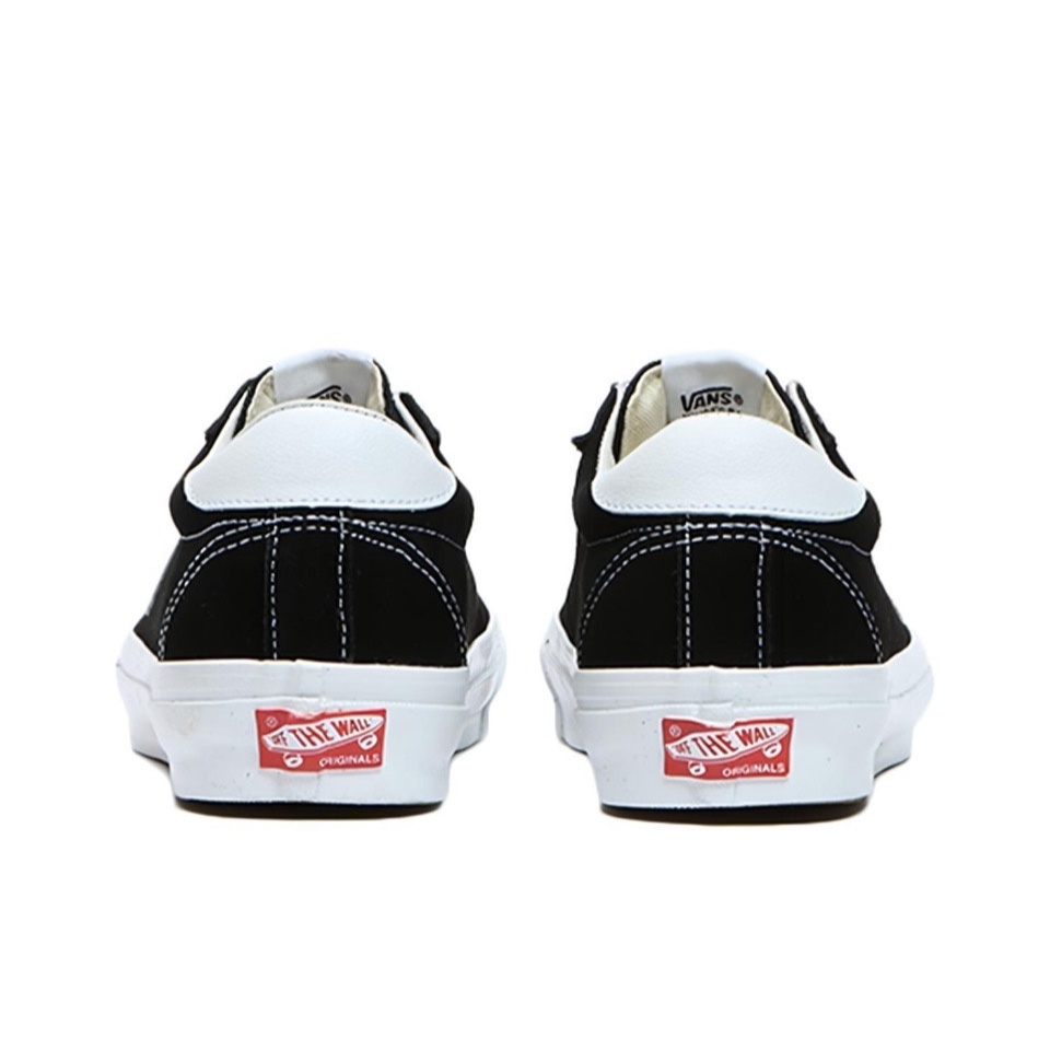 【100%Original】Vans Sports Black White Sneakers Low Top Unisex VN0A4U12AD3