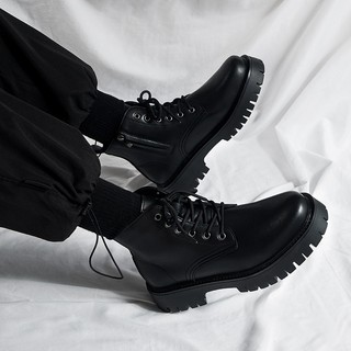 New Men's Korean Martin Boots School Black Leather Shoes Mid Top Thick Sole Fashion Chelsea Boots