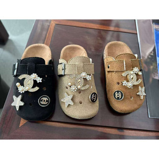 New Clogs Sandals Non-slip soft sole indoor and outdoor casual sandals for women With Jibbitz