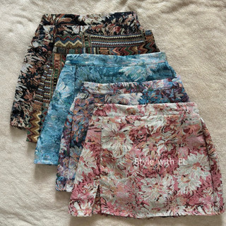 EL Sergio | HERA Skort Highwaist and Garterized at the back Floral Skorts Womenswear