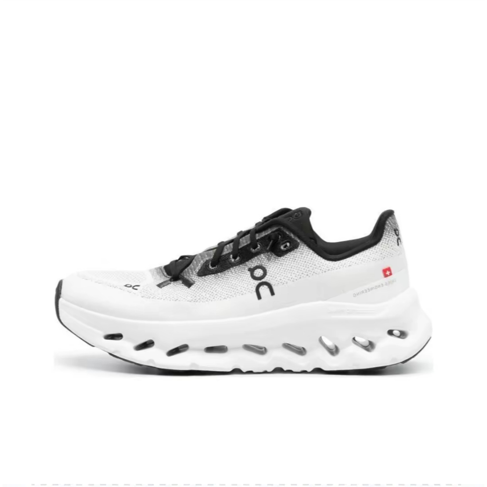 【ต้นฉบับ】On Cloudtilt White Black Low Top Sports For Women Sneakers 3WE10051430