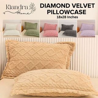 Kiandra Home Velvet Pillowcase with Zipper | 18x28" Plush Pillow Case | Fluffy Pillowcases | Punda