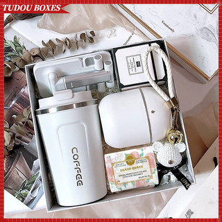 Gift box sets are the perfect choice for birthday gifts, teacher's day gifts, and couple's gifts