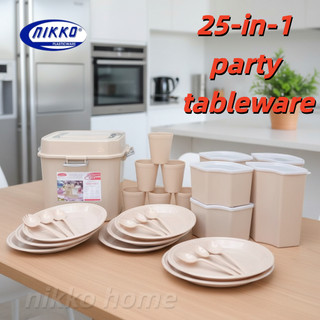 Nikko 25 in 1 Picnic Set with Cutlery/Divider Plate and Sealed Storage Container
