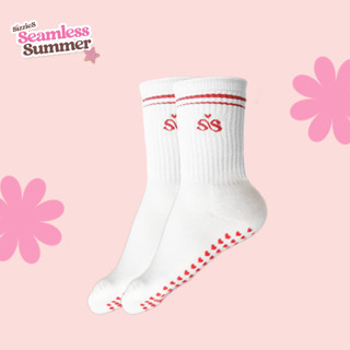 Sizzies Snatched Squad: Grip Socks [non-slip pilates / sports socks]
