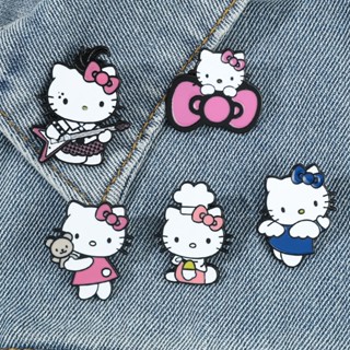 เข็มกลัด โลหะผสม ลายการ์ตูน Hello Kitty สําหรับติดกระเป๋าเป้สะพายหลัง เหมาะกับนักเรียน