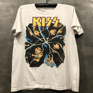 เสื้อยืดแขนสั้นลําลอง ทรงหลวม ลายวงร็อค Kiss Rock สไตล์วินเทจ ย้อนยุค อเมริกัน ไฮสตรีท สําหรับผู้ชาย และผู้หญิง 8