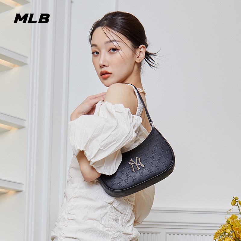 MLB พร้อมส่ง ของแท้ กระเป๋าMLB MONOGRAM EMBOSSED HOBO BAG กระเป๋าถือNY ...