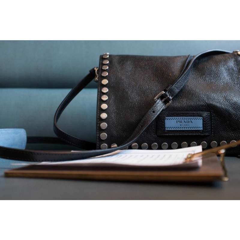 Prada Etiquette Shoulder Bag ตู้ญี่ปุ่น กระเป๋าสะพาย หนังแท้