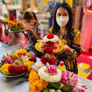 เทียนกุหลาบแดงอธิษฐาน ถวายพระแม่อุมาเทวี ทุรคา กาลี ปารวตี มหาเทพ มหาเทวี เทพ เทวา ได้ทุกพระองค์