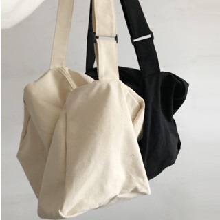 กระเป๋าสะพายข้าง square tote พร้อมส่ง