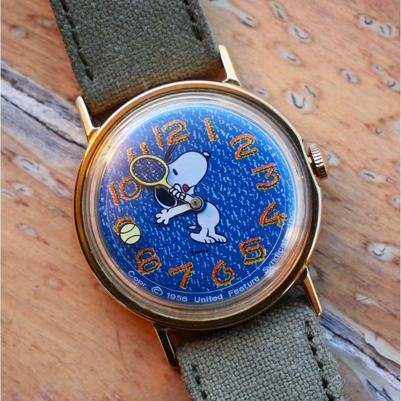 Vintage Timex Snoopy Tennis Denim manual winding ระบบไขลาน 34.5 mm คลาสิค เก่าเก็บ ดิบเดิม หายาก จาก