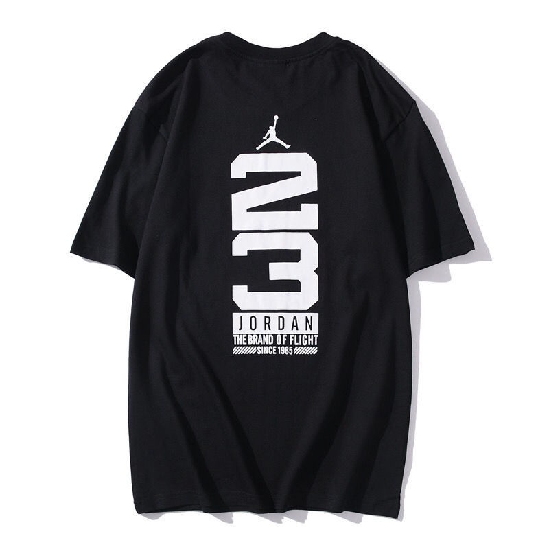 เสื้อสีขาว เสื้อคู่ Nike Jordan เสื้อยืดลําลองแฟชั่นสําหรับผู้ชายแขนสั้นเหมาะกับการเล่นกีฬา Tee