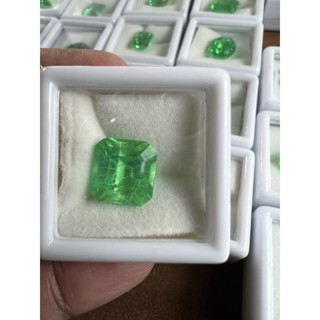 Lab columbian emerald 10x11mm weight 8 carats