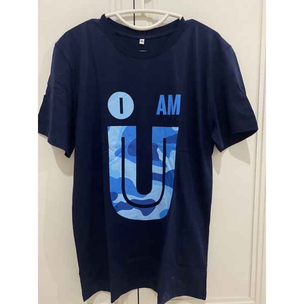 เสื้อยืด I am U คอกลม สีน้ำเงินเข้ม