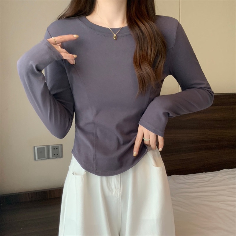 ใหม่เสื้อด้านล่างหญิงบางสาวร้อนความรู้สึกการออกแบบแขนยาวเสื้อยืดนักเรียนหญิงน้ำด้านบนสั้น【6868】