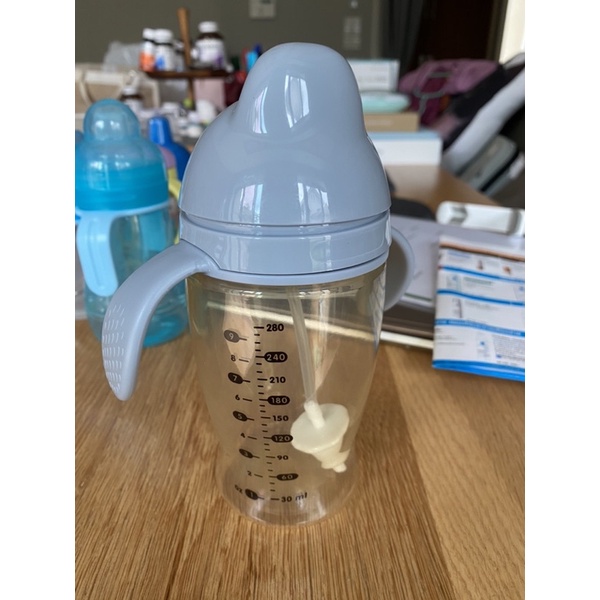 heorshe แก้วหัดดื่ม stage 1 ความจุ 9oz สำหรับเด็ก 6 เดือนขึ้นไป มือสอง