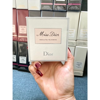 DIOR Miss Dior Absolutely Blooming Eau de parfumDIOR  น้ำหอม สดใสและเต็มไปด้วยสีสันไปกับ Miss Dior Absolutely Blooming E